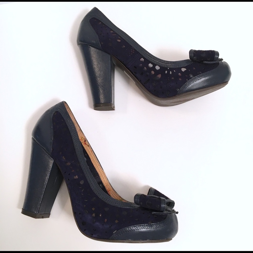 Anthropologie miss L-fire bow heels - Picture 3 of 5